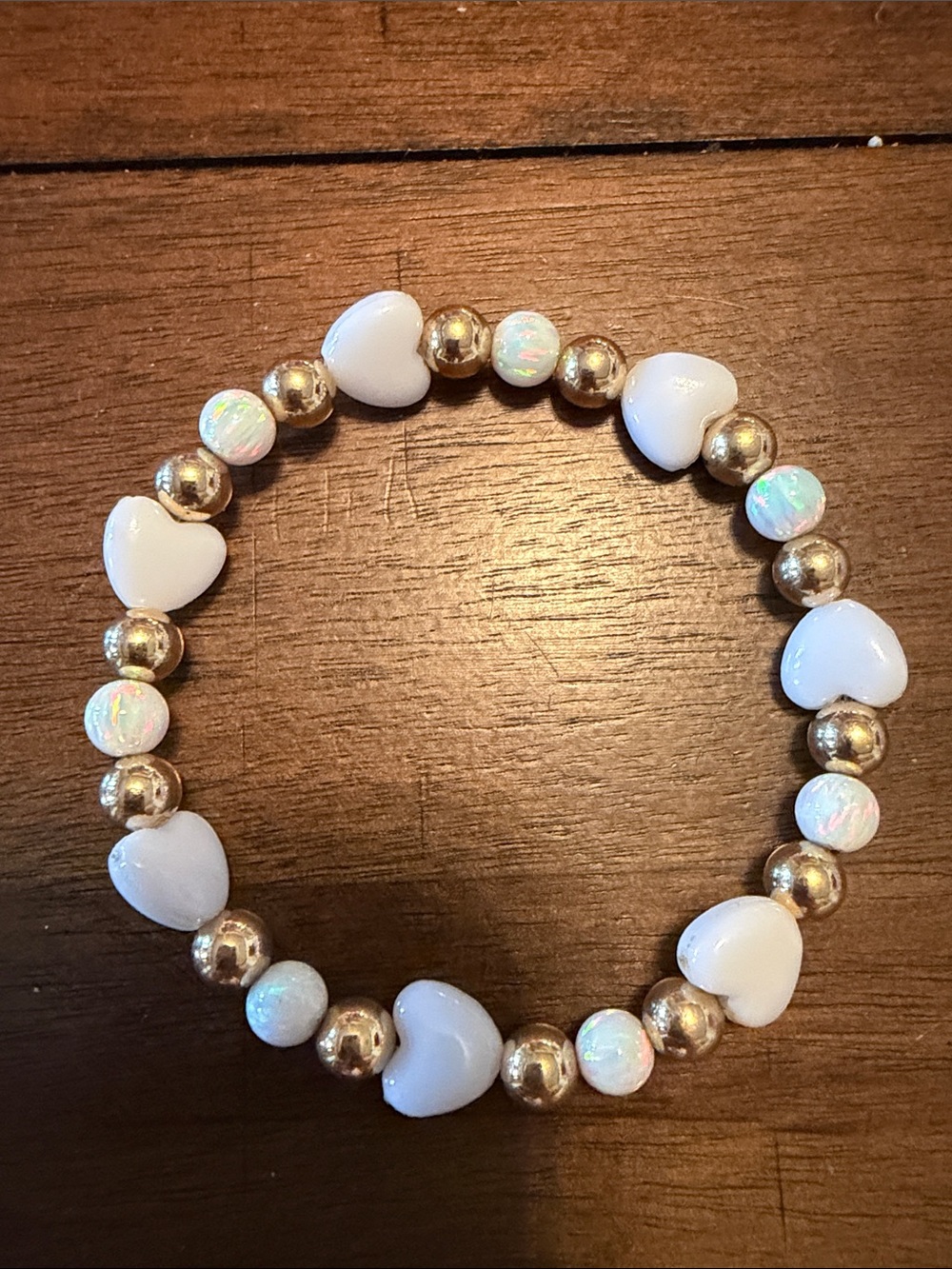 Park and Beavh White Opal and Heart Gold Bead Stretch Bracelet Size Medium
